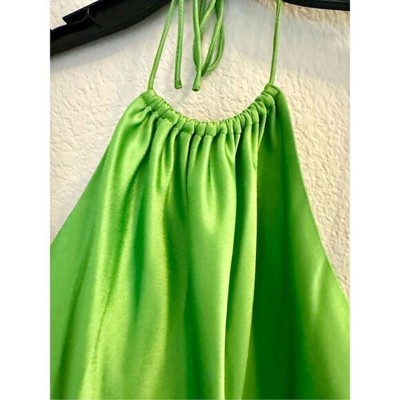 NWT Alice + Olivia Zumi A-Line Mini Dress With satin finish and halterneck desig - Picture 14 of 15